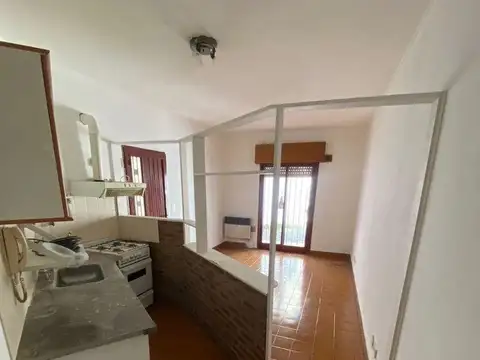 Departamento en Alquiler en La Plata, $ 450.000