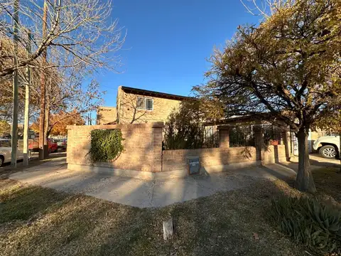 Casa en Venta en Neuquen, USD 199.000