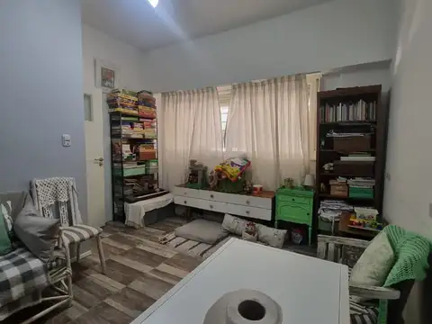 Departamento - CONSULTORIO en venta / Primera Junta / Todos los Transportes / Apto Profesional