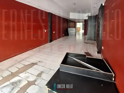 Local en Alquiler en Centro, $ 2.700.000