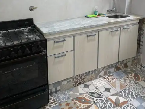 Depto Tipo Casa 2 ambientes con 1 baño