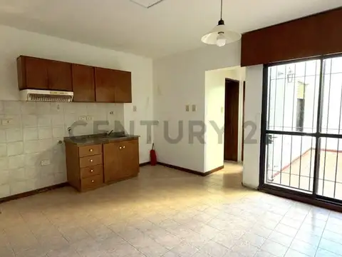Departamento de 1 dormitorio con patio seco excelente ubicación.VENADO TUERTO