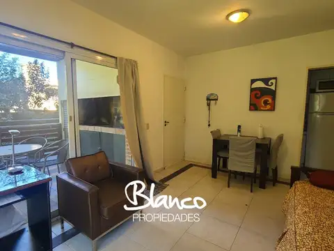 Departamento en Alquiler con 1 cocheras
