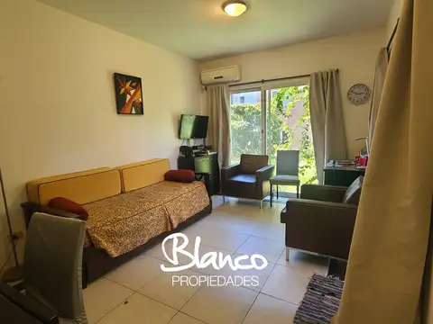Departamento en Alquiler en Las Mercedes, $ 700.000
