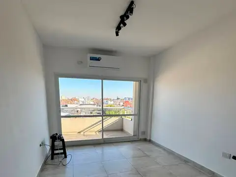 Departamento  en Alquiler en Monte Castro, Capital Federal, Buenos Aires