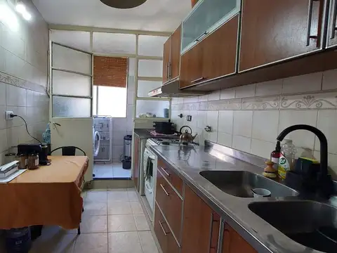 Castro Barros 100