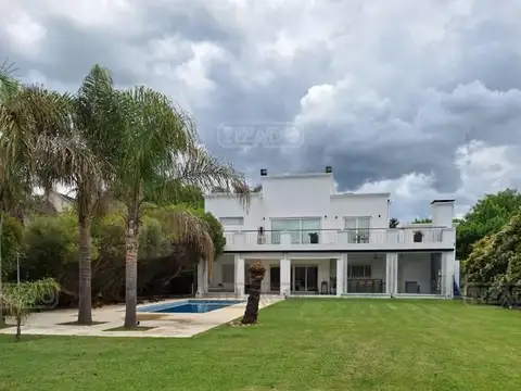 Casa  en Venta en El Nacional, General Rodríguez, G.B.A. Zona Oeste