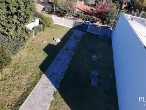 Terreno en Venta 40  mts Fondo