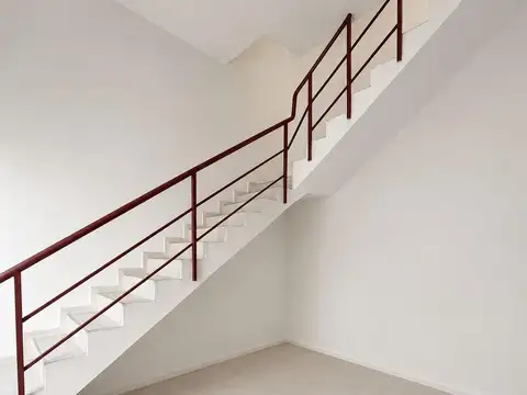 Depto Tipo Casa en Venta de 2 ambientes