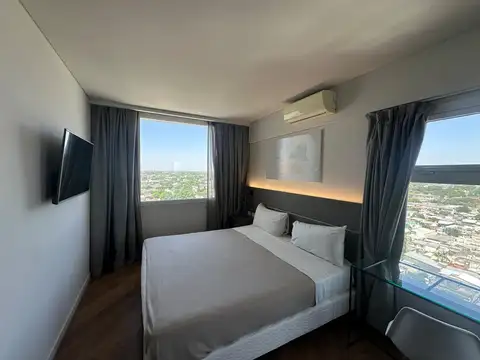 Hotel en Alquiler en Lisandro De La Torre, $ 300.000
