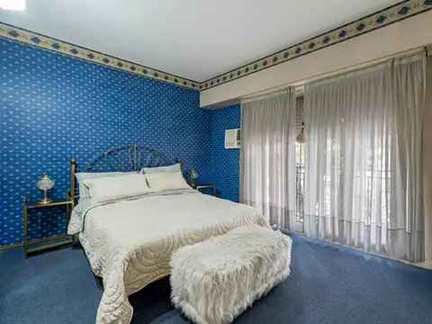 Casa 5 ambientes con 1 baño
