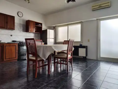 Galpon en Venta en Villa Lynch, USD 210.000