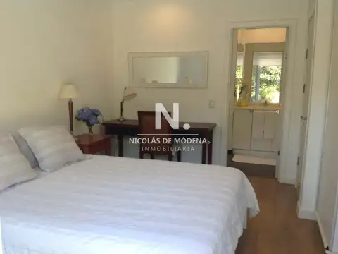 Excelente casa de 4 dormitorios en Montoya