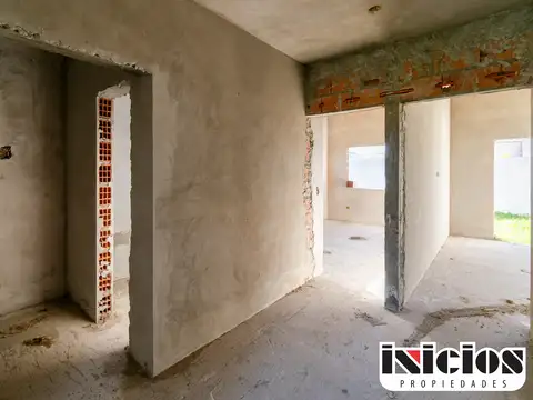 Casa 3 ambientes con 1 baño