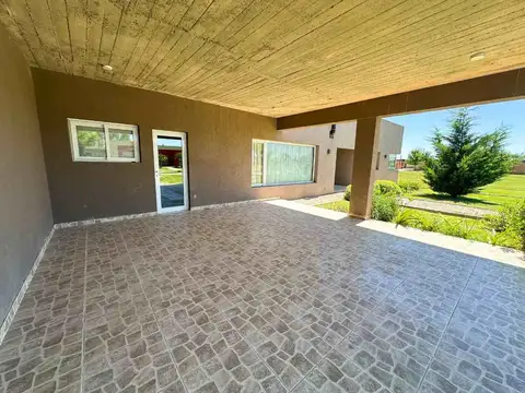 Casa en Venta en Fincas de San Vicente, USD 230.000