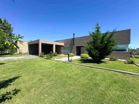 CASA  4 AMBIENTE EN FINCAS SPORTING DE SAN VICENTE