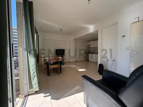 Departamento en venta 2 ambientes, Lanús Este.
