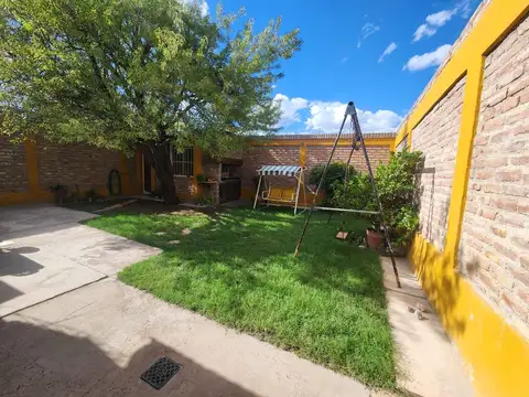 Casa en Venta en Godoy Cruz, USD 60.000