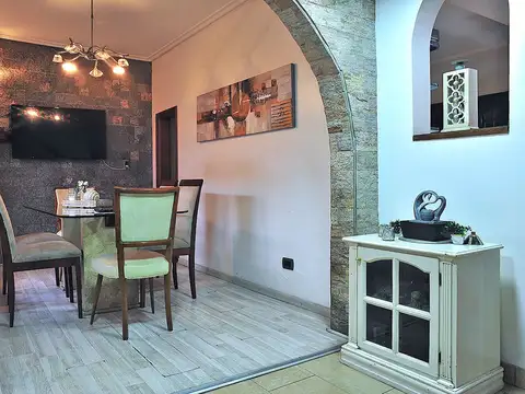Depto Tipo Casa 4 ambientes con 2 baños
