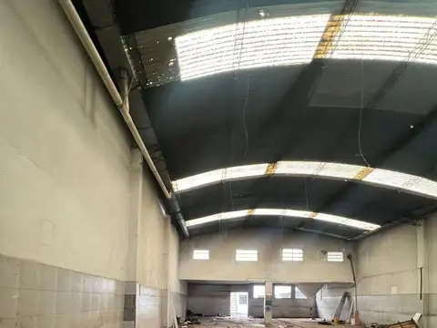 Galpón Comercial de 283 m² c/ Oficina y Patio - Pergamino 1346, Lanús Este