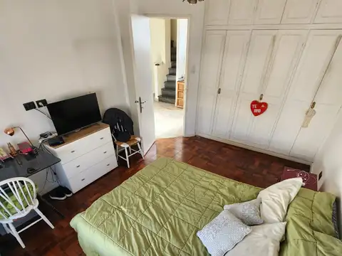 Depto Tipo Casa 4 ambientes con 2 baños