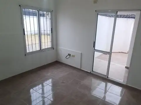 Departamento en Alquiler con 1