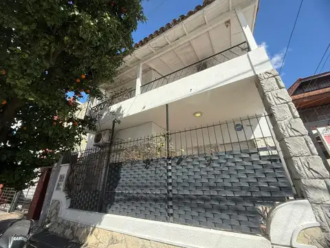 Casa Chalet  en Alquiler en Olivos, Vicente López, G.B.A. Zona Norte