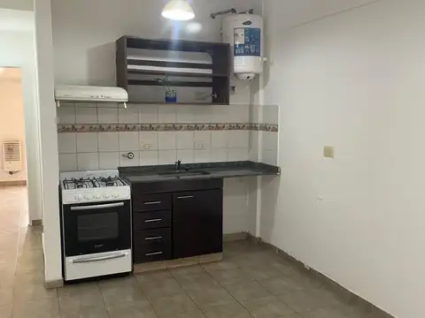 Departamento en Alquiler en Haedo Sur, $ 520.000
