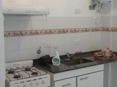 Departamento en Alquiler en Haedo Sur, $ 550.000