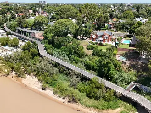 Eudoro Carrasco  al 3850