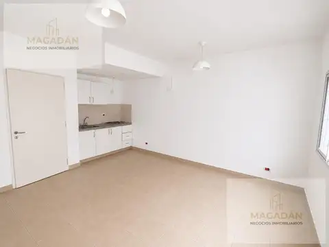 Alquiler Departamento 2 ambientes con Patioi en Villa Sarmiento