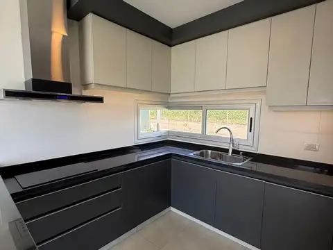 Casa en Venta 1 año