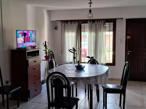 Depto Tipo Casa en Venta en San Cayetano, USD 69.000