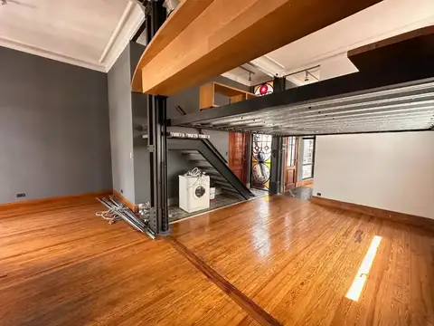 Avenida Rivadavia 1300