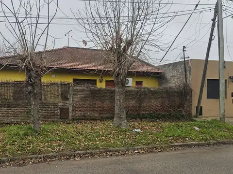 PH  en venta 2 dormitorios, Berisso
