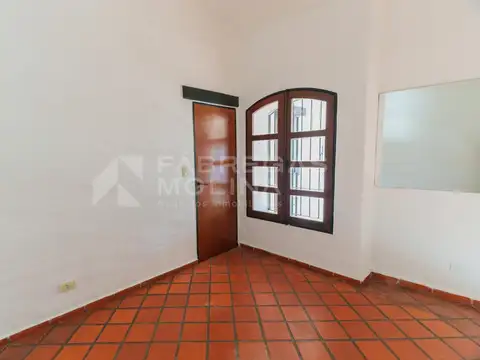 ¡Venta! Hermosa Casa Colonial en Calle Figueroa y Mendoza - Urca