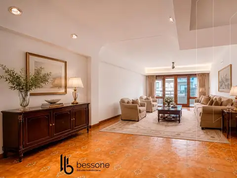 Departamento en Venta de 4 dormitorios