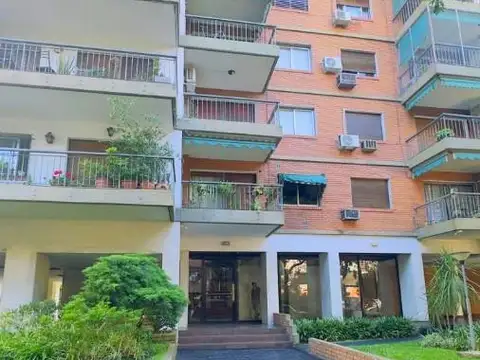 Departamento 5 ambientes con 3 baños