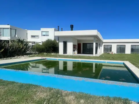 Casa en Venta al Noroeste