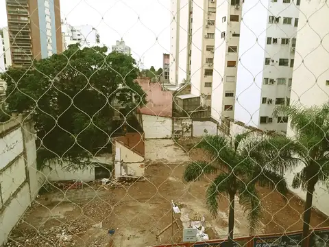 DEPARTAMENTO 2 AMBIENTES CON BALCÓN Y VISTA A LA CALLE. SAN MARTÍN 849 AVELLANEDA.