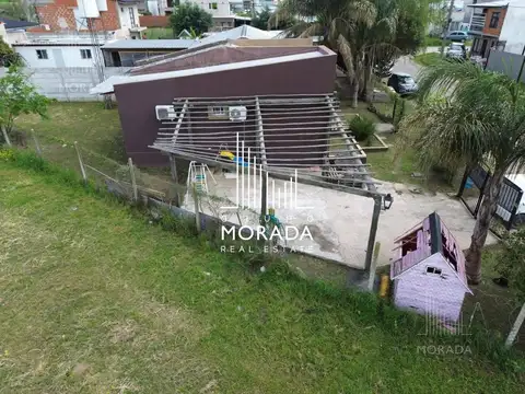 Casa 5 ambientes con 1 baño