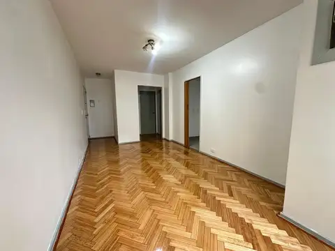 Departamento en Alquiler en Almagro Sur, $ 950.000