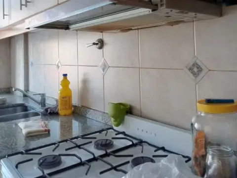 Departamento en Alquiler en Parque Chacabuco, $ 800.000