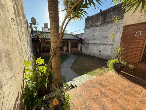 Casa 6 ambientes con 3 baños