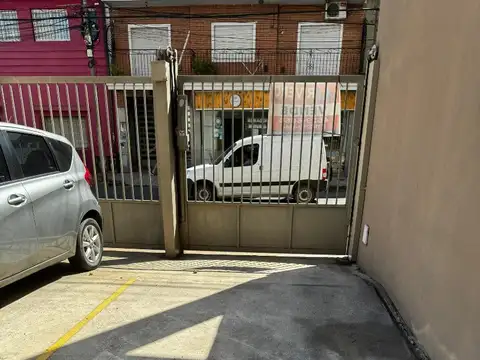 COCHERA DESCUBIERTA ZONA UNIVERSIDAD MORON