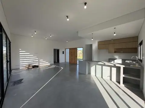 Casa en Venta al Oeste