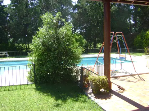 Casa 7 ambientes con 4 baños