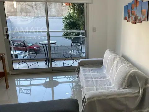 Departamento en Alquiler en Flores, $ 1.050.000