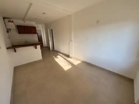 Depto Tipo Casa en Alquiler de 2 ambientes
