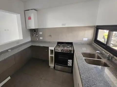 Casa en Alquiler de 3 dormitorios